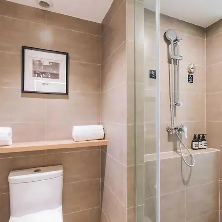 Guenluek Lejlighed *